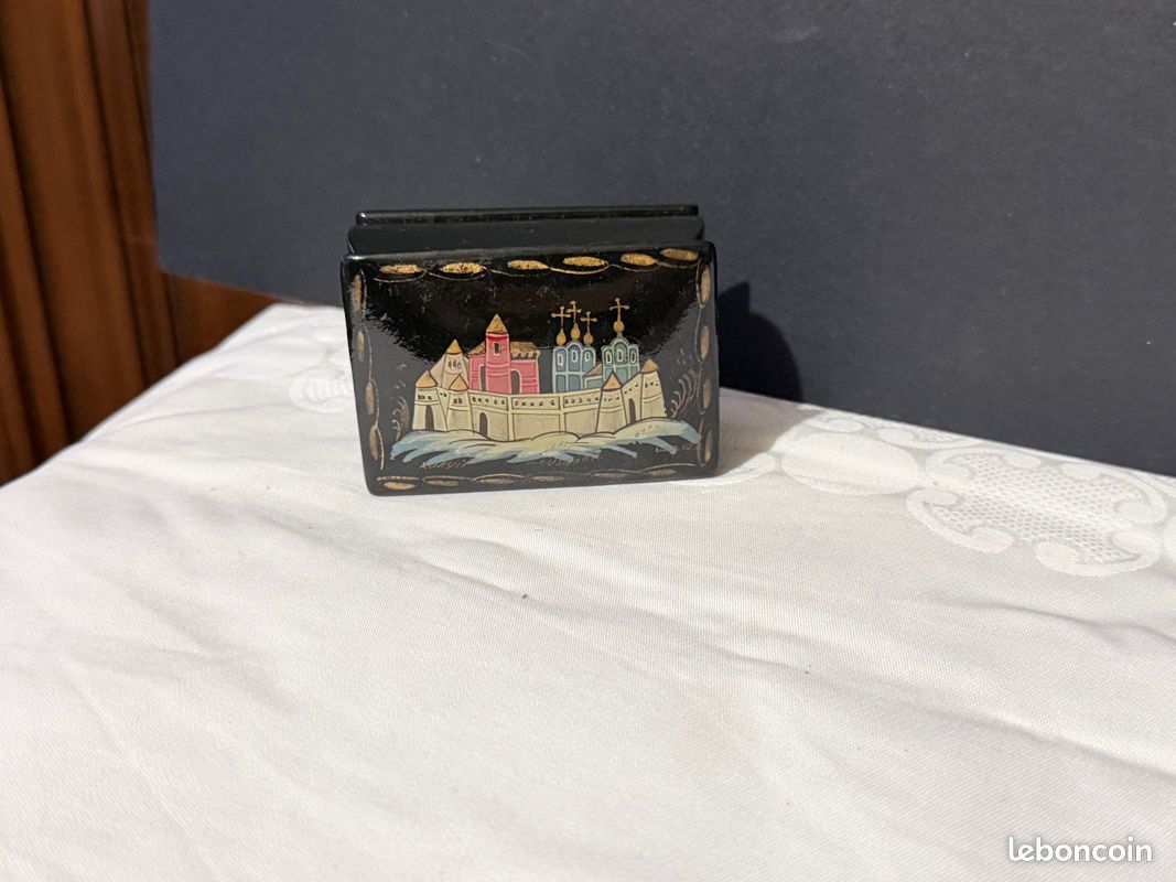 Boîte Laquée Russe Ancienne De Kholui - Scène 'La Jeune Fille Tsar' (conte) - Pièce Originale Peinte à La Main