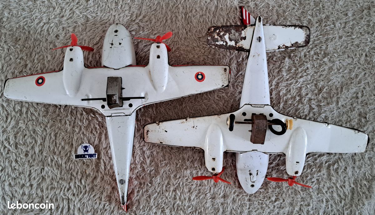 Avion En Tôle Joustra France - Téléguidé - Vintage à Restaurer