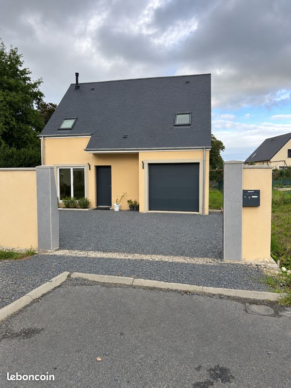 Maison 4 pièces 92 m² · à Tour-en-Bessin · 92 m² · 250 000 €