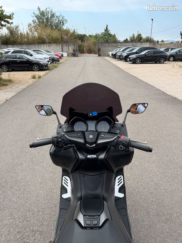 TECHMAX / YAMAHA T-Max 560 / 18.000 Km (image 4)