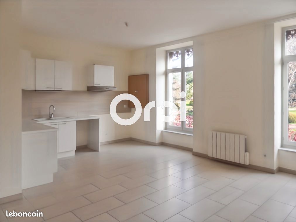 Appartement 3 pièces 65 m² · à Saint-Symphorien-sur-Coise · 65 m² · 597 €/mois