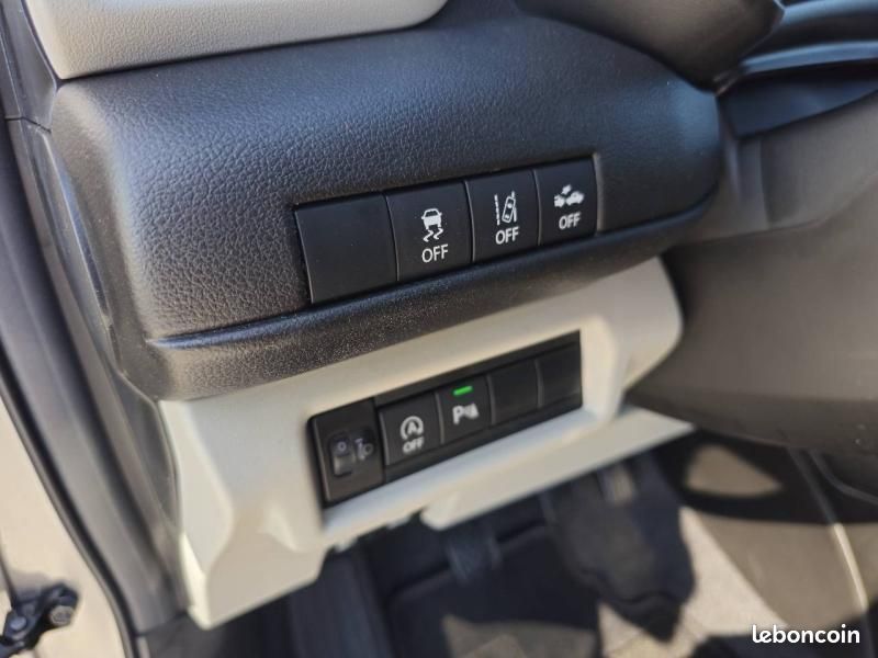 Suzuki Swift 1.2 Hybrid 83ch Privilège (image 22)