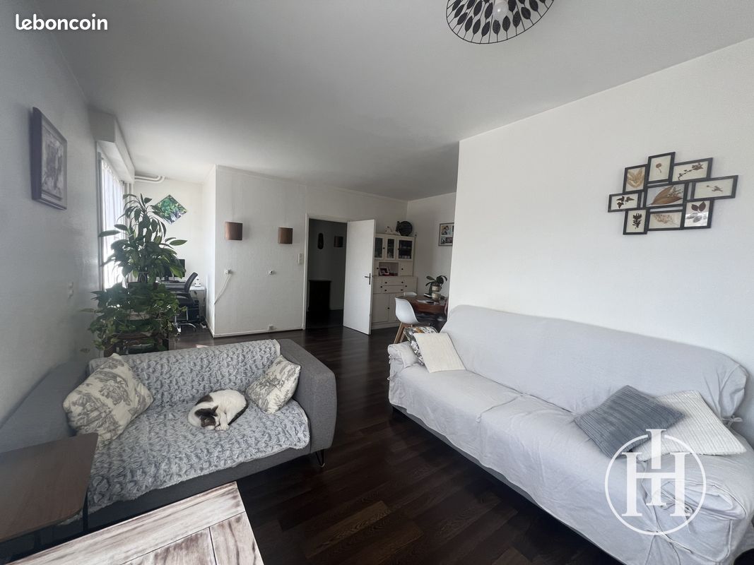 Appartement 3 pièces 74 m² · à Montluçon · 74 m² · 50 500 €