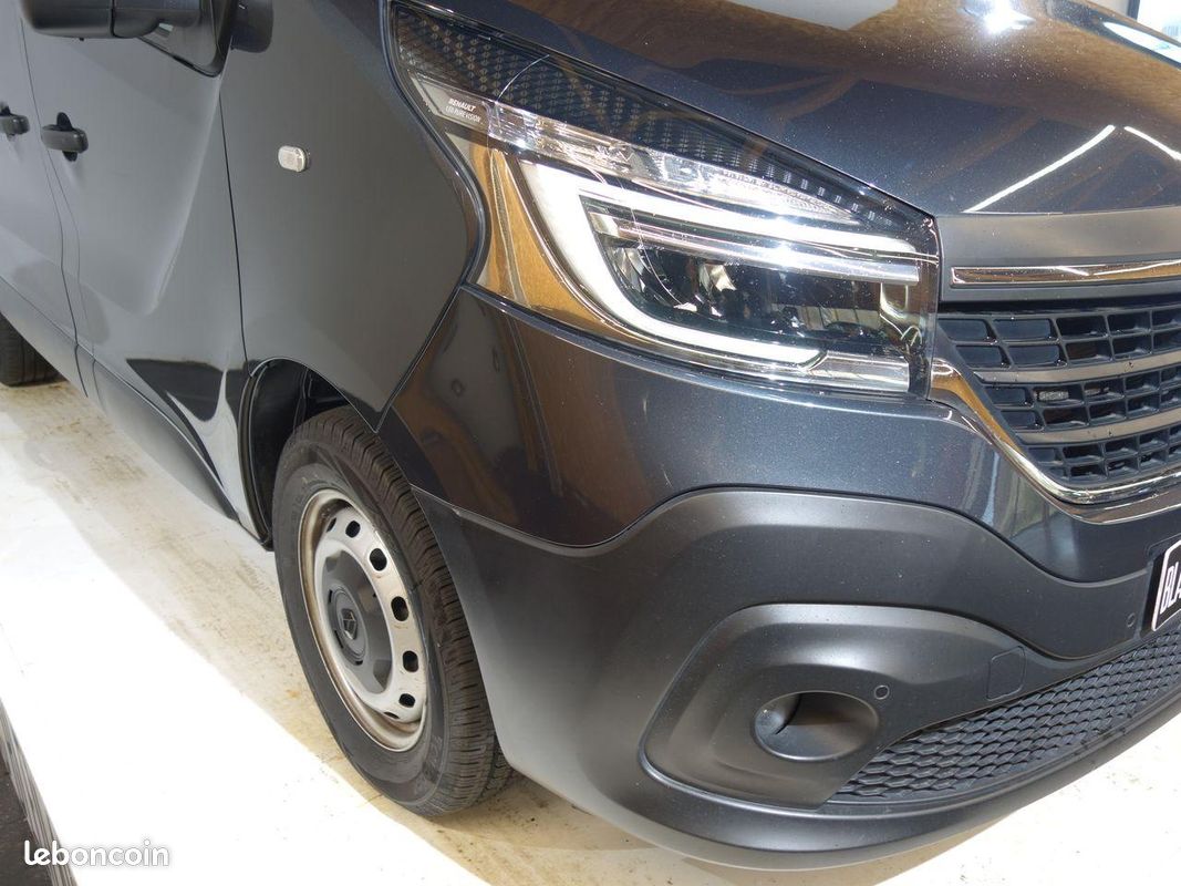 RENAULT TRAFIC L1H1 2.0 DCi 170 CH EDC CONFORT (image 29)