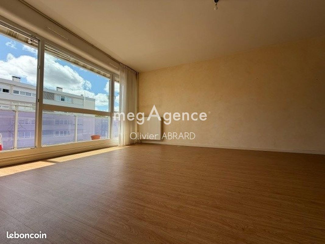 Appartement 4 pièces 81 m² · à Nantes · 81 m² · 127 000 €
