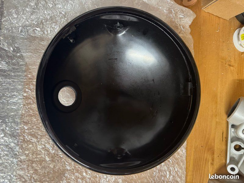 Cuvelage plat phare avant (image 2)