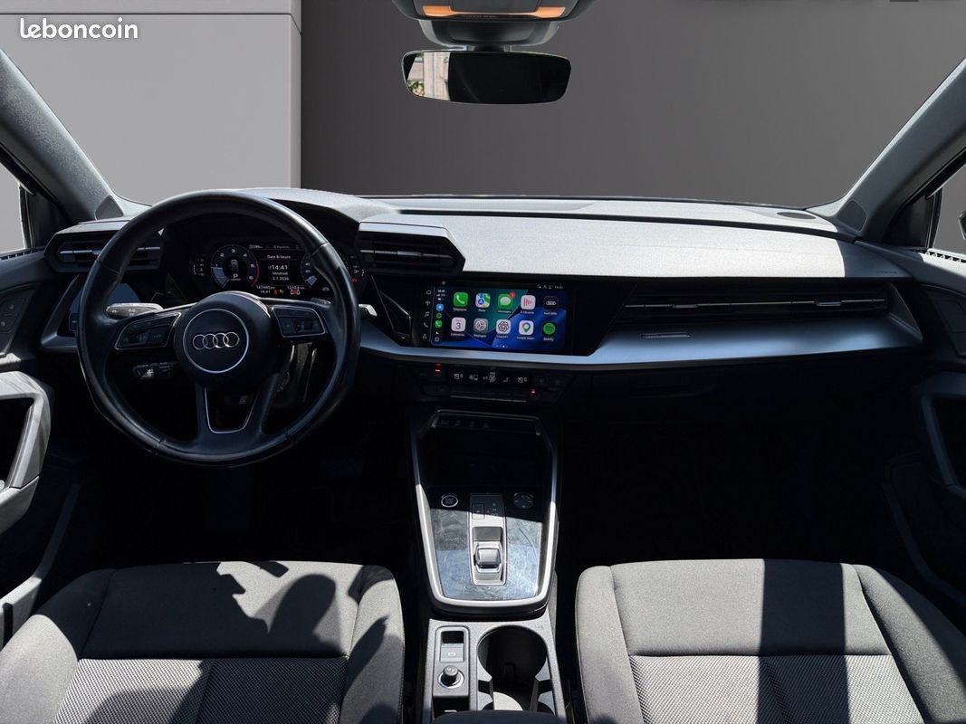 AUDI A3 SPORTBACK 30 TDI 116 S tronic 7 Design - Caméra de Recul - Carplay (image 2)