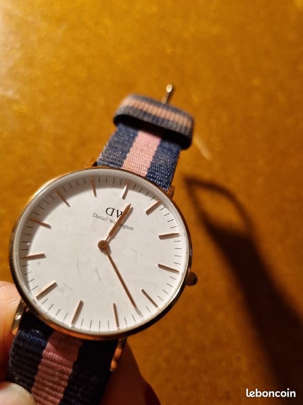 Montre Daniel Montre Homme Wd Cornwall Montre Homme En Noir Et