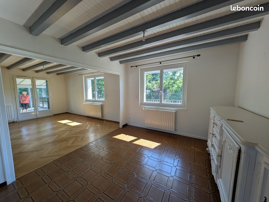 Maison 6 pièces 130 m² · à Tence · 130 m² · 244 000 €