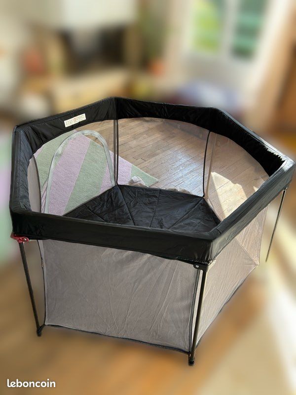 Parc bébé Deryan transportable (image 1)