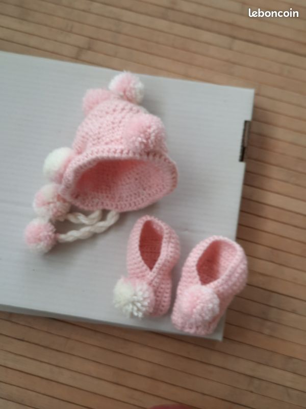 Bonnet et Chaussons Nourrisson (image 7)