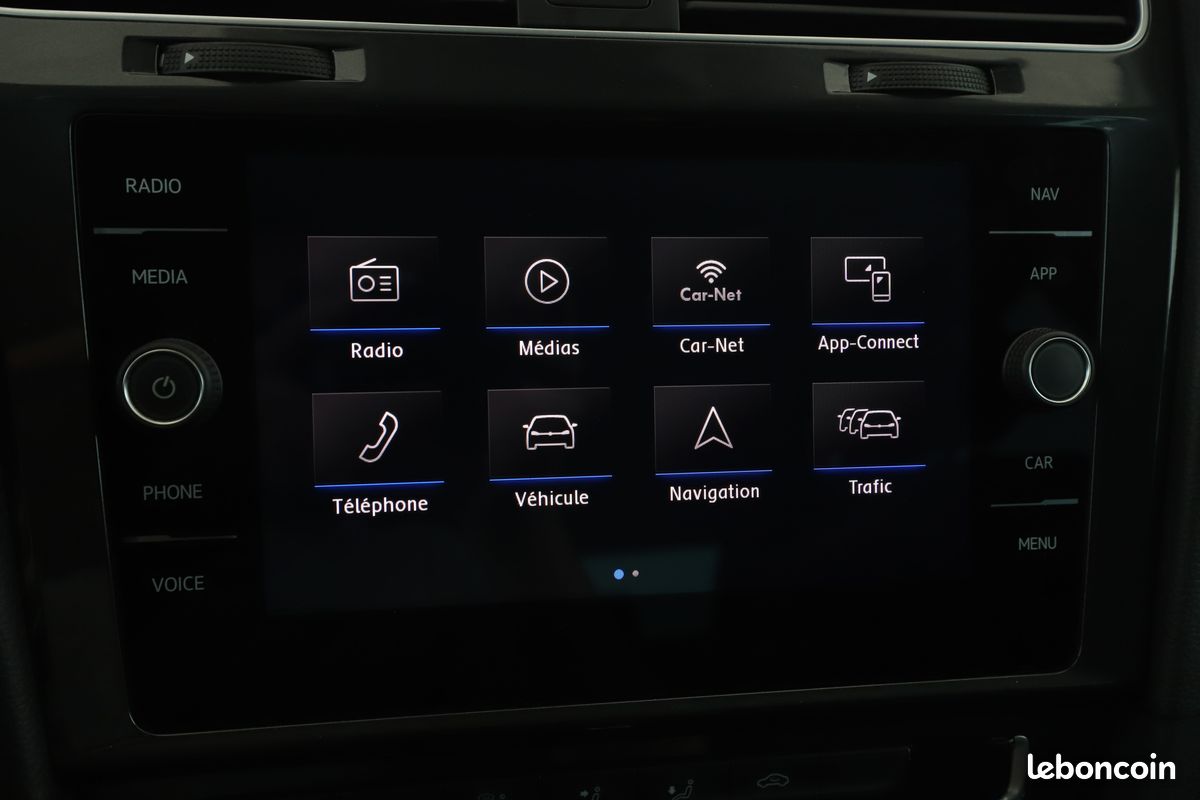 Volkswagen Golf VII 1.0 TSI BlueMotion Tech Confortline Business DSG7 5P 115 ch (image 20)