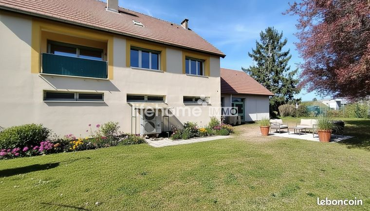 Propriété 5 pièces 96 m²