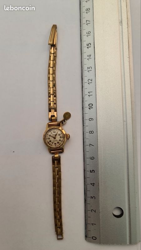 Montre Pour Femme En Or 9 Carats – Mécanisme Suisse, 15 Bijoux – Vintage Pré-1920, Occasion