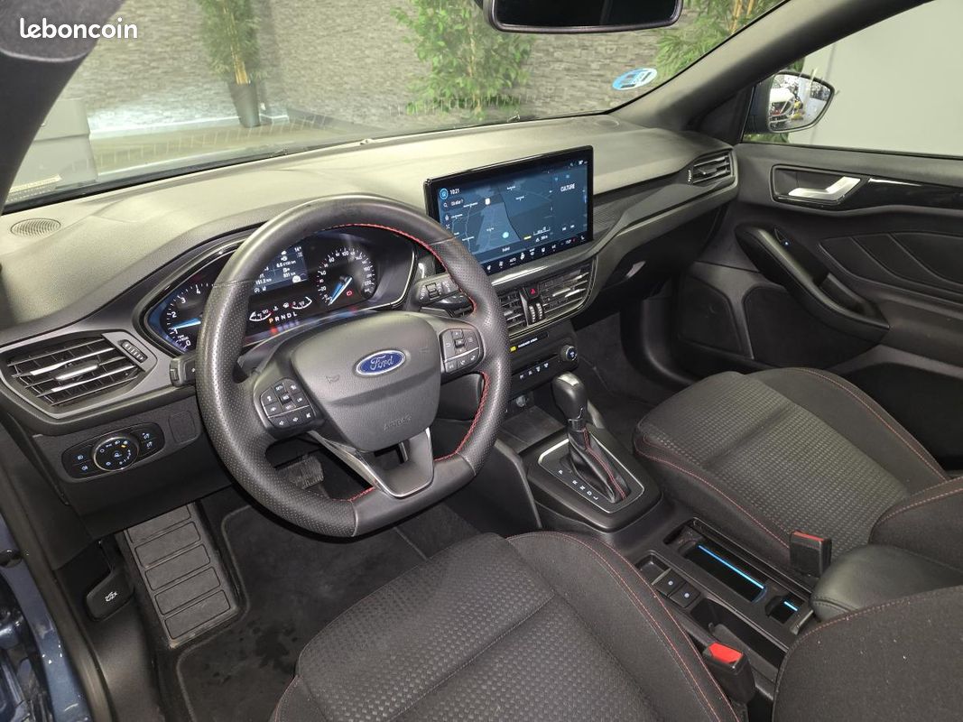 FORD FOCUS 1.0 EcoBoost mHEV - 155 - BV PowerShift ST Line (image 11)