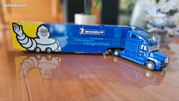 Eligor 1/43 – Camion Freightliner Michelin America – Collection état Correct
