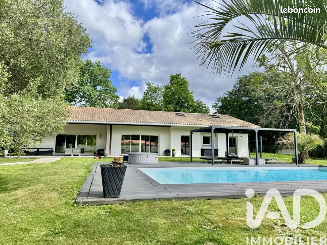 Maison 6 pièces 180 m² · à Le Barp · 180 m² · 604 000 €