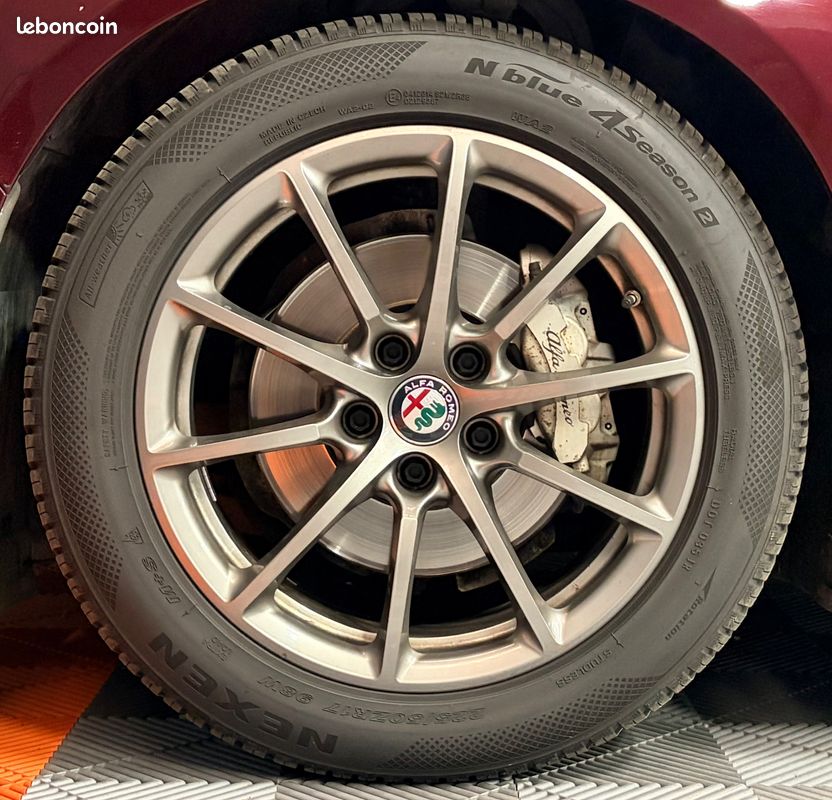 ALFA ROMEO GIULIA 2.2 JTDM 150 CH SUPER BVA + HARMAN KARDON + ATTELAGe (image 12)
