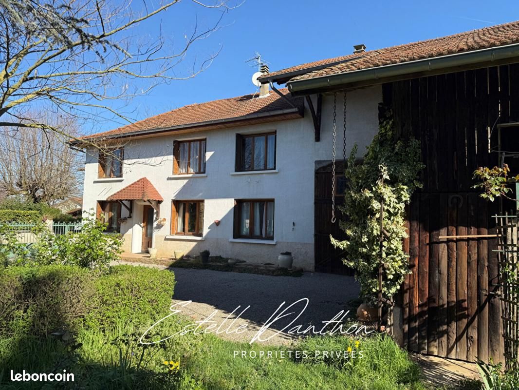 Maison 6 pièces 145 m² · à Brézins · 145 m² · 274 000 €