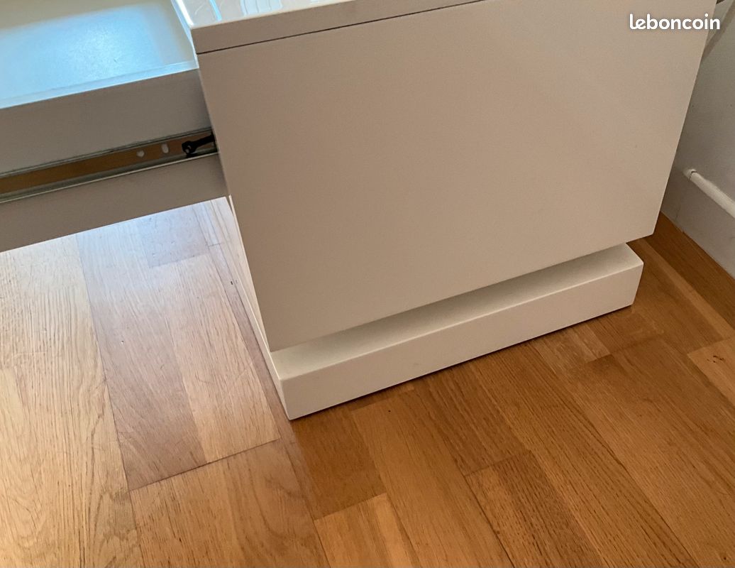 Meuble TV laqué blanc neige 160 cm – 4 tiroirs – Design moderne (image 6)