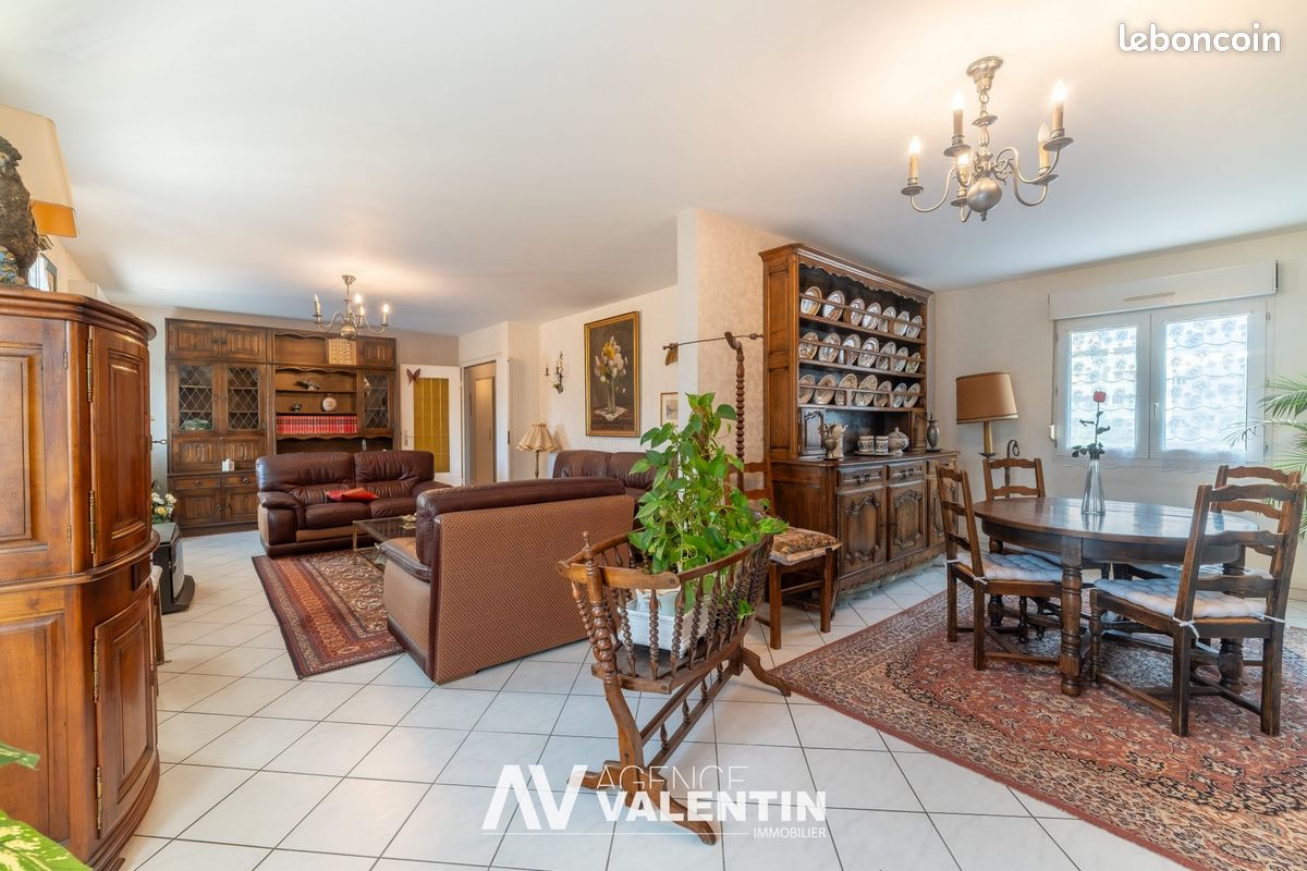 Appartement 6 pièces 132 m² · à Metz · 132 m² · 300 000 €