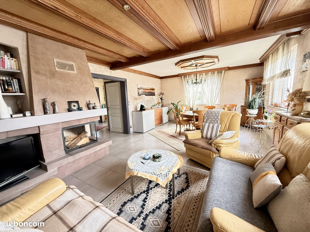 Maison 7 pièces 182 m² · à Hœrdt · 182 m² · 549 000 €
