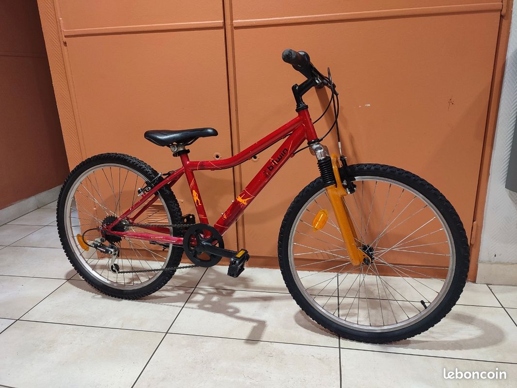 Vélo VTT enfant Btwin Rockrider 24 pouces Decathlon Vélos