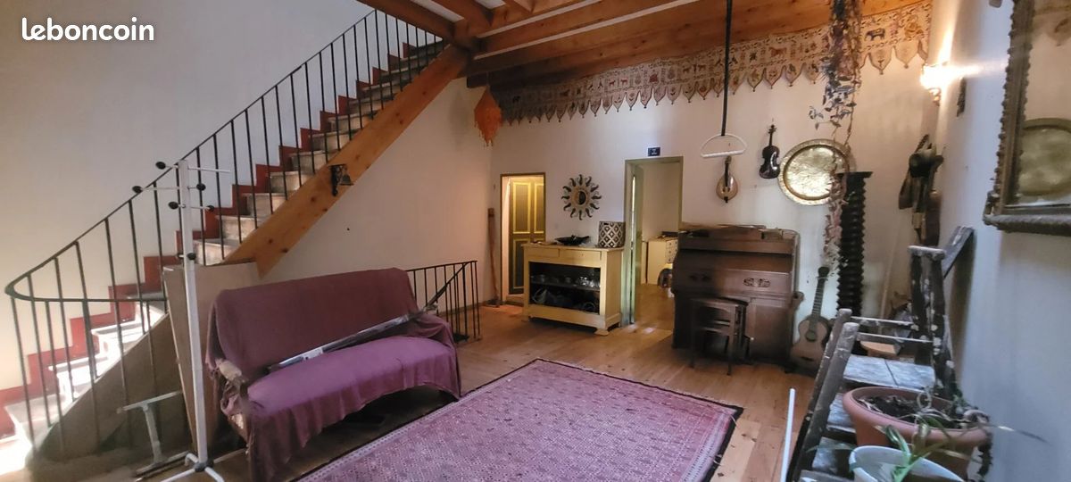Maison 6 pièces 232 m² · à Réalmont · 232 m² · 155 000 €