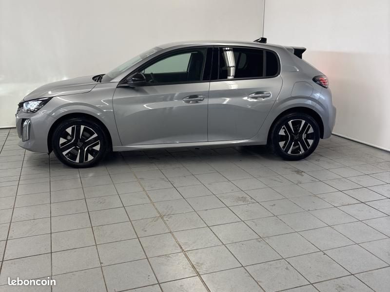 Peugeot 208 1.2 Hybrid 100ch Allure e-DCS6 (image 11)