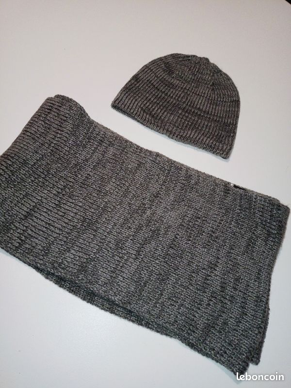 Ensemble bonnet + écharpe (image 1)