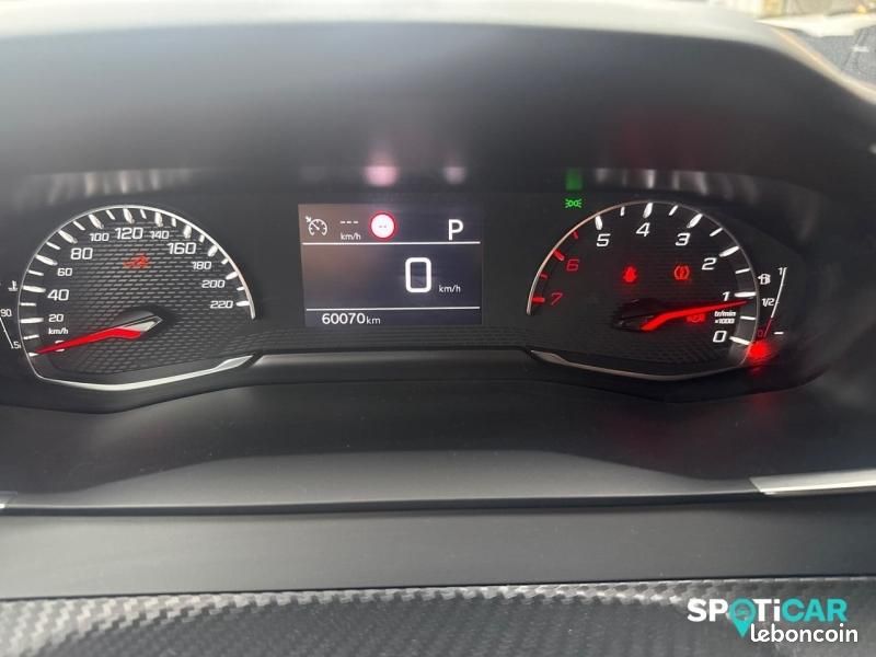 Peugeot 2008 1.2 PureTech 130ch S&S Style EAT8 (image 21)