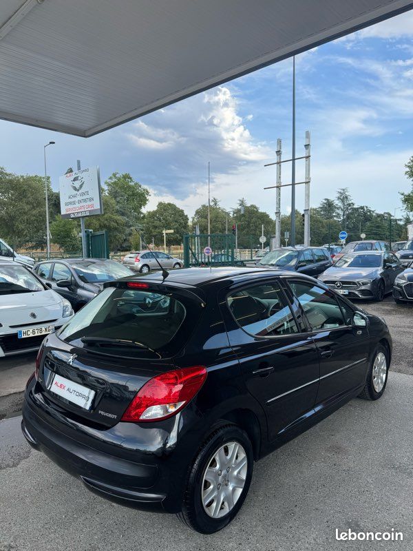 PEUGEOT 207 1.4 75ch Access (CRIT’AIR 1) (image 3)
