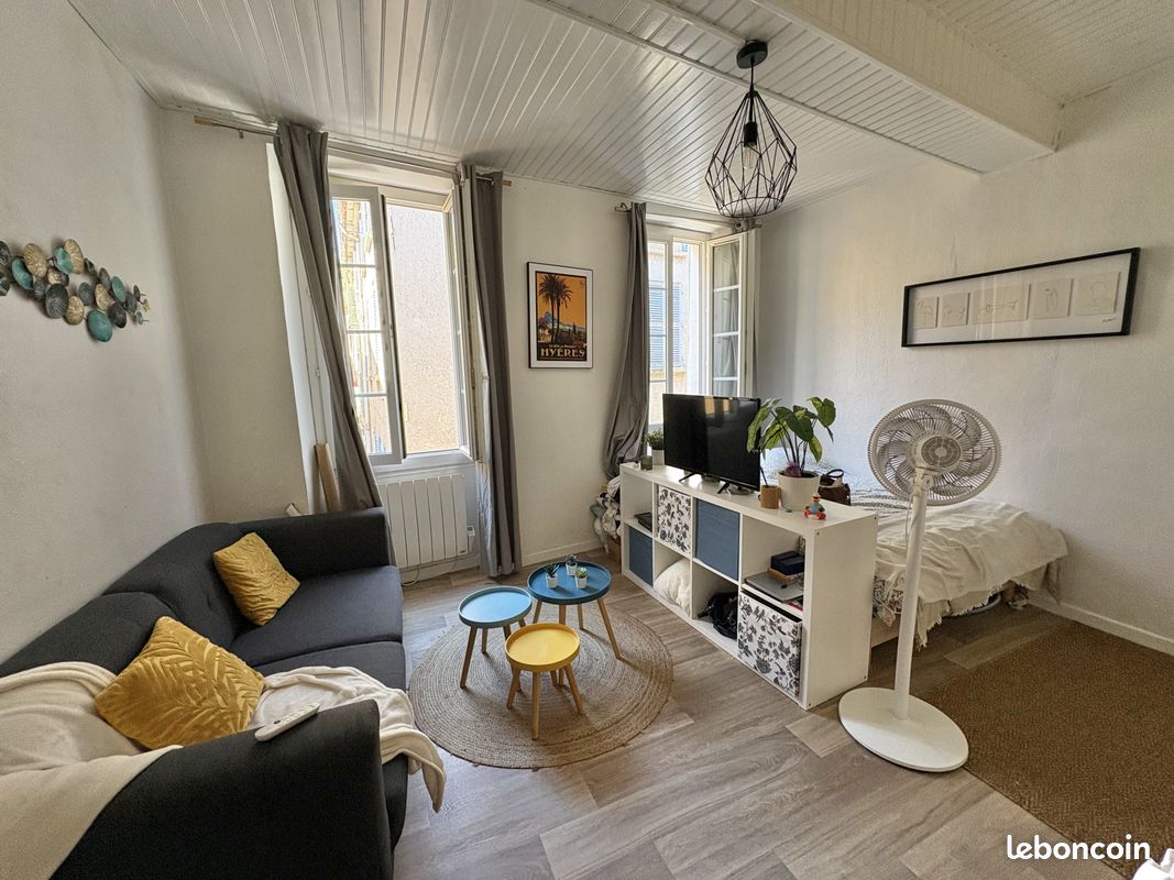 Appartement 1 pièce 28 m² · à Hyères · 28 m² · 570 €/mois