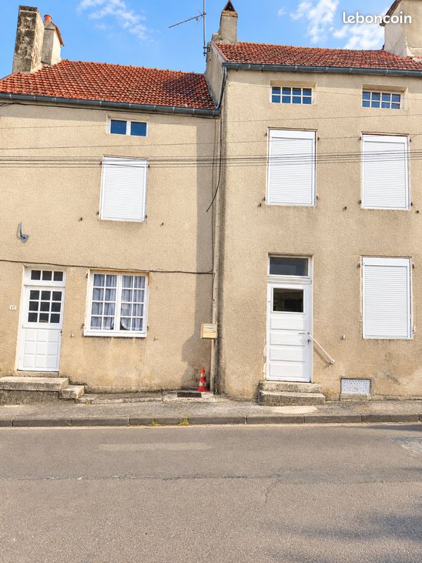Maison 5 pièces 135 m² · à Voulaines-les-Templiers · 135 m² · 45 000 €
