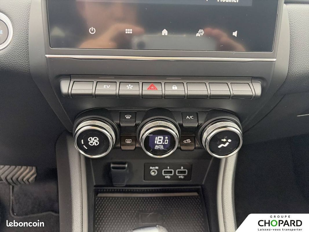 RENAULT Captur E-Tech hybride 145 Techno (image 21)