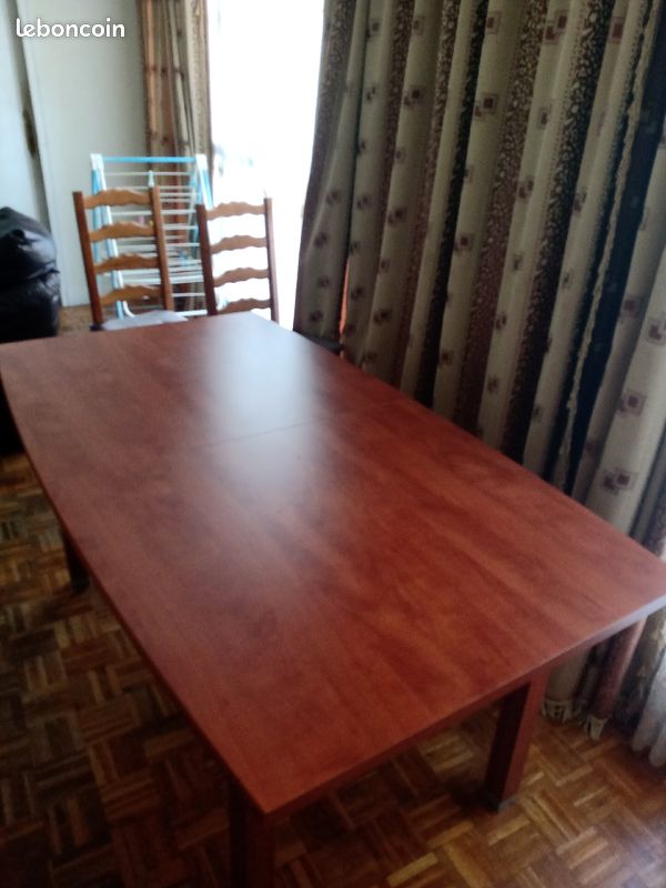 Table à manger (image 1)