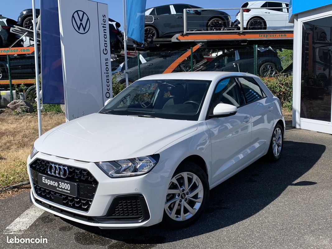 AUDI A1 Sportback 30 TFSI 110 ch S tronic 7 Business line (image 1)