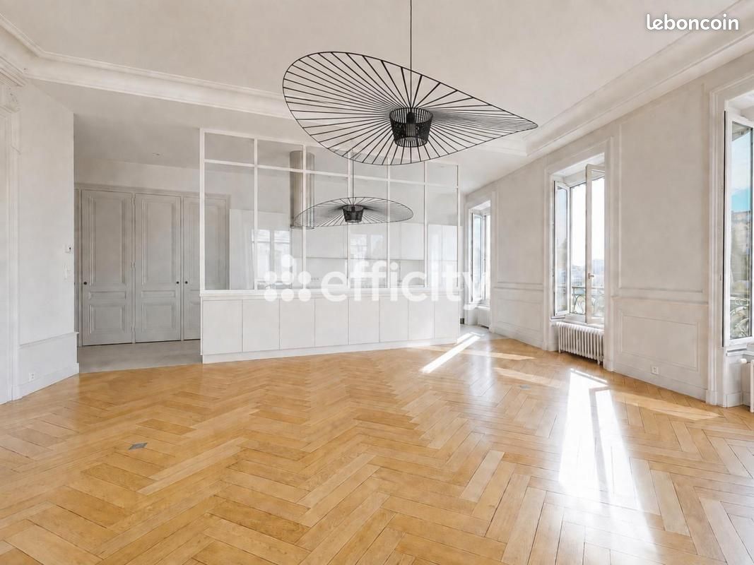 Appartement 3 pièces 119 m² · à Lyon · 119 m² · 700 000 €