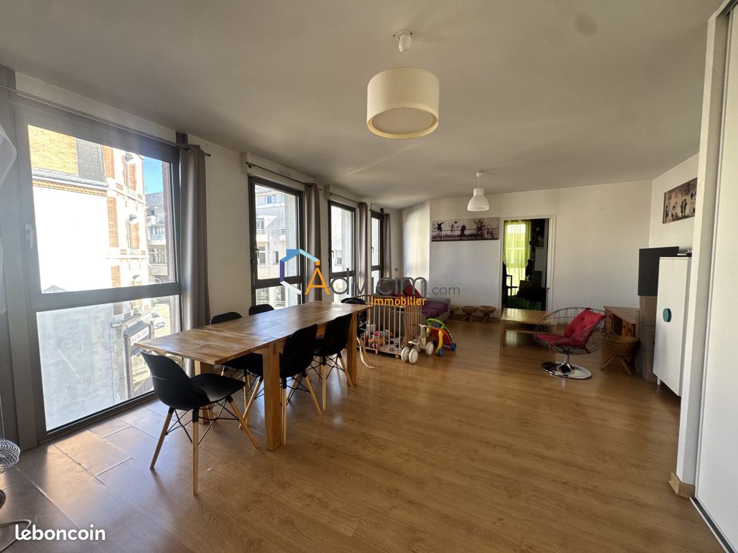Appartement 5 pièces 124 m² · à Orléans · 124 m² · 1 413 €/mois