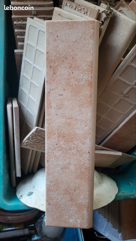 Plinthe (image 1)