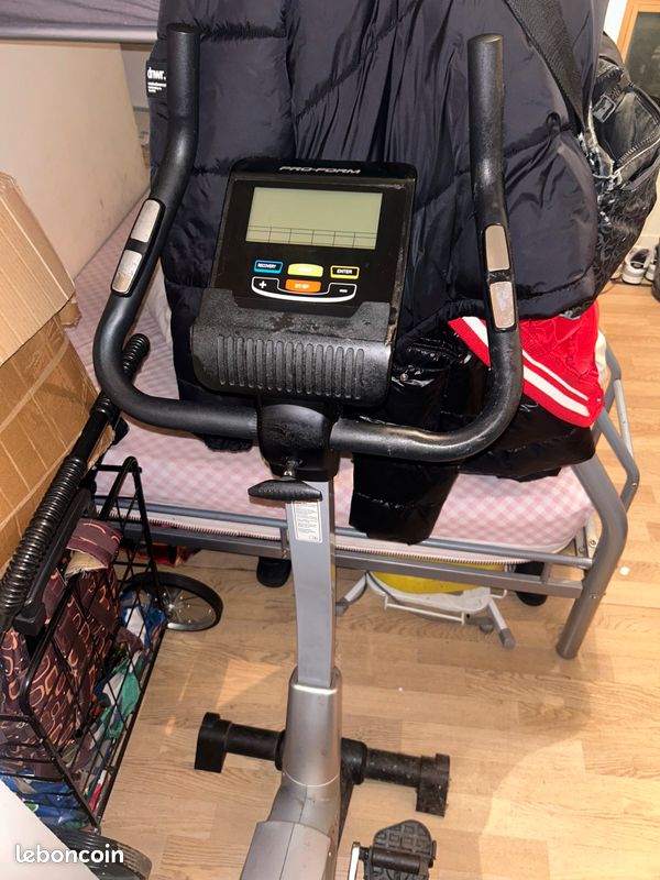 Vélo gymnastique appartement pour sportif (image 3)