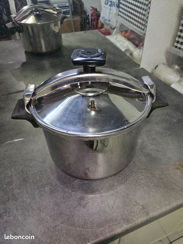 Autocuiseur inox (image 1)
