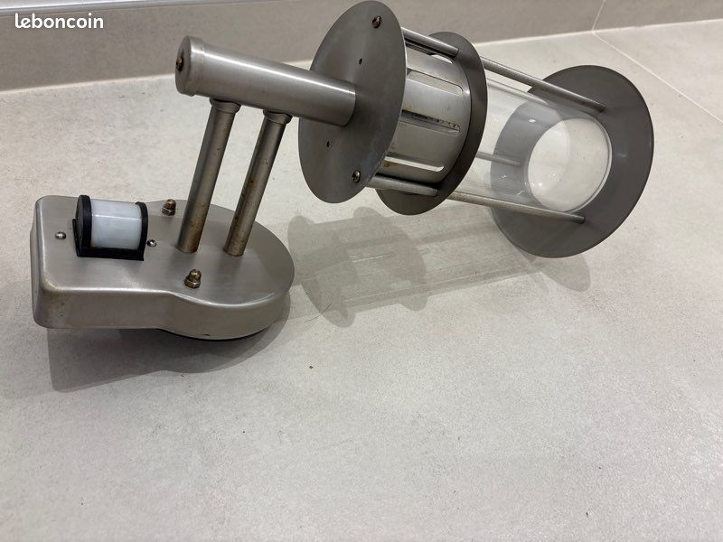 Luminaire extérieur avec détecteur (image 2)
