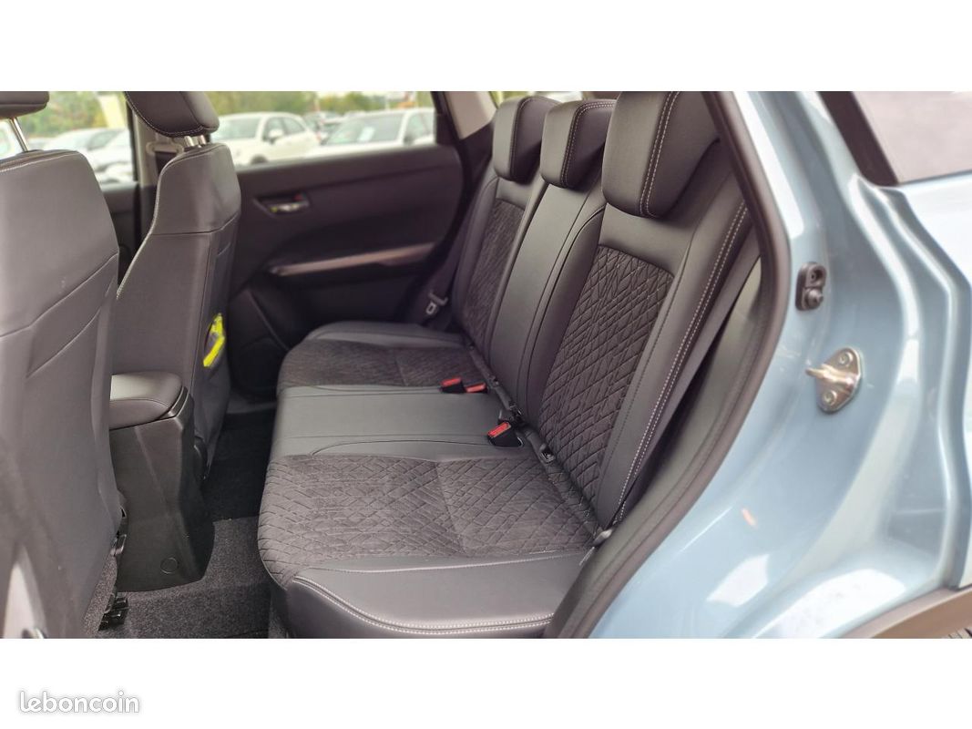SUZUKI VITARA 1.4 Boosterjet + Hybrid SHVS - BVA 2015 Style PHASE 3 (image 25)
