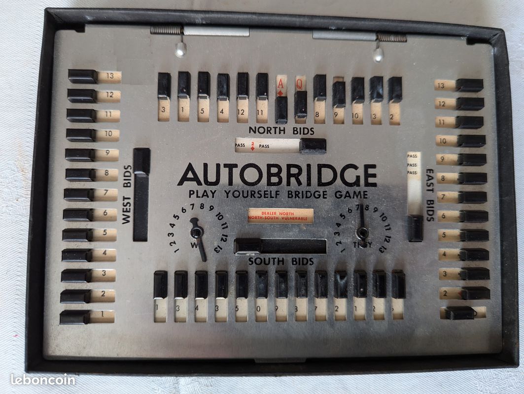Ancien jeu autobridge et ses cartons de jeux - à Saint Porchaire | Clasf jeux