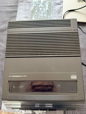 Magnétoscope VHS Schneider ShowView – Télécommande + Câbles inclus – Fonctionne - Photo, audio & vidéo
