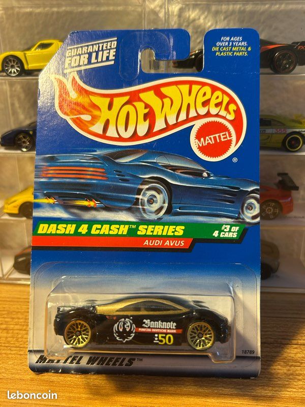 Voiture HotWheels Audi Avus noir Collection