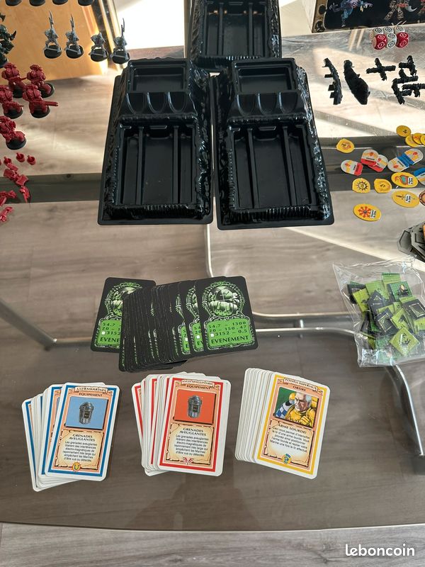 Jeu De Société Space Crusade MB - Années 90 - Incomplet (vendu En L'état)