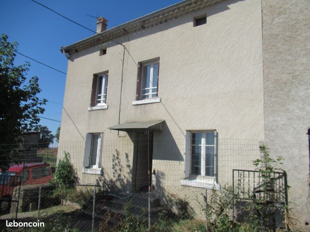 Maison 5 pièces 110 m² · à Pradelles · 110 m² · 140 000 €