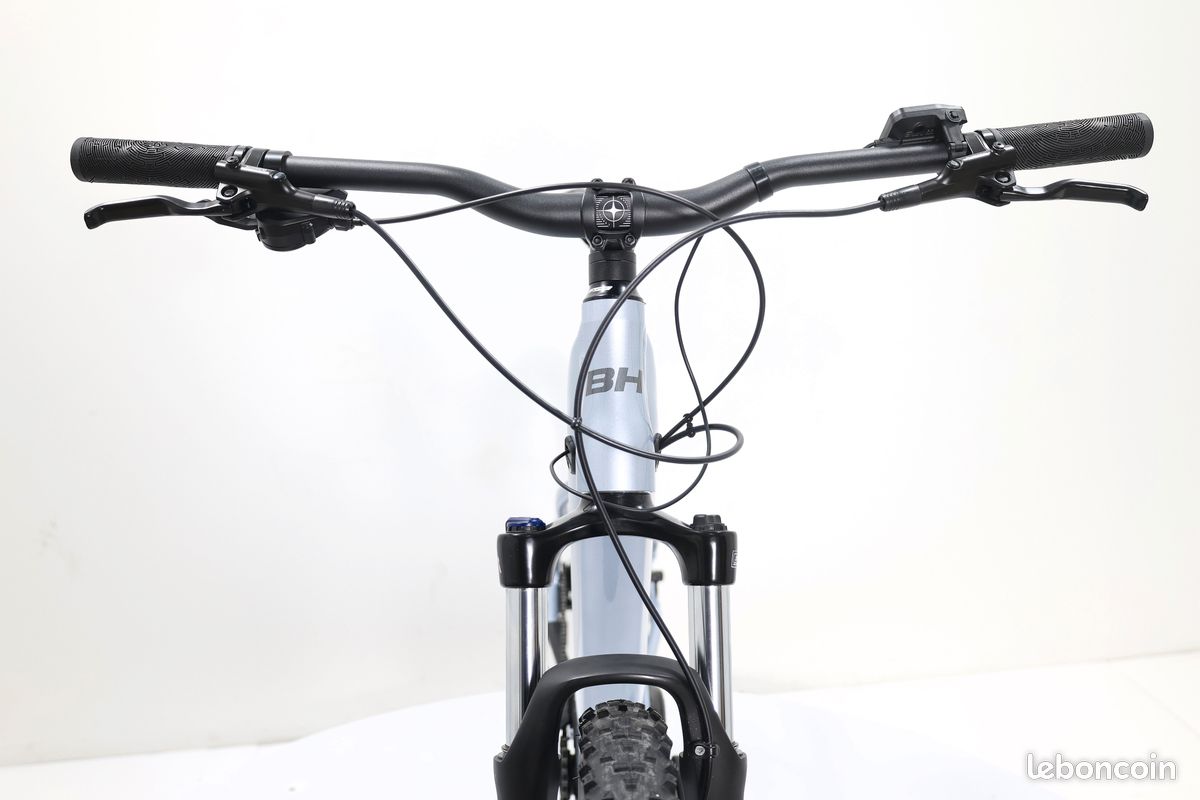 Riverside 520 E : Ce Nouveau Vélo électrique Decathlon Associe Petit Prix Et Grande Autonomie